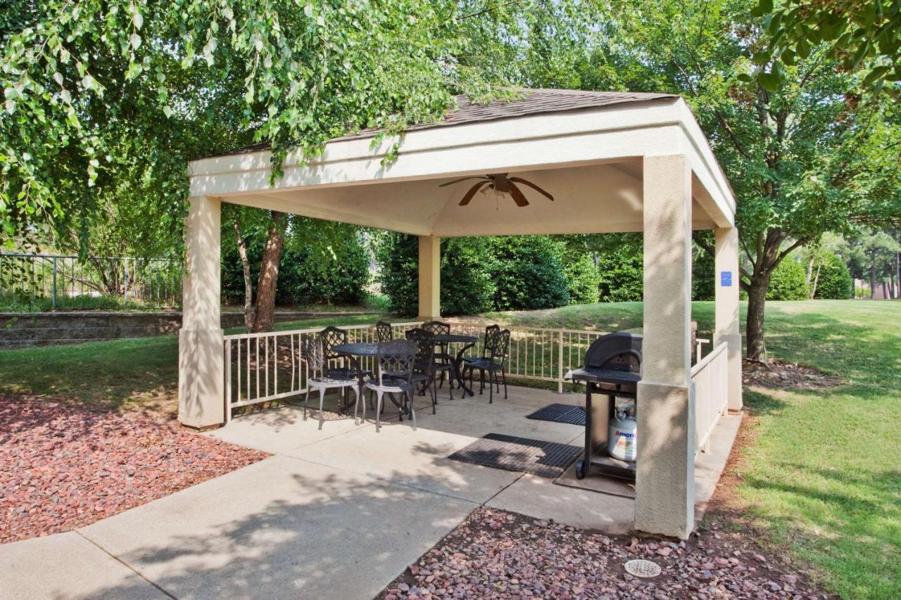 Sonesta Simply Suites Atlanta Gwinnett Place Duluth Exterior photo