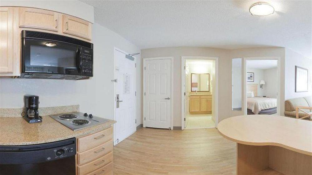 Sonesta Simply Suites Atlanta Gwinnett Place Duluth Exterior photo